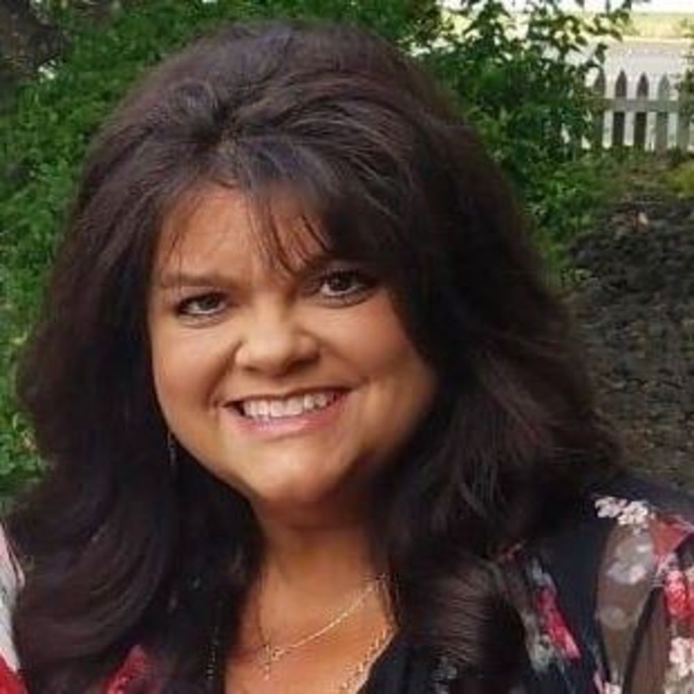 Meet your Posher, Angie